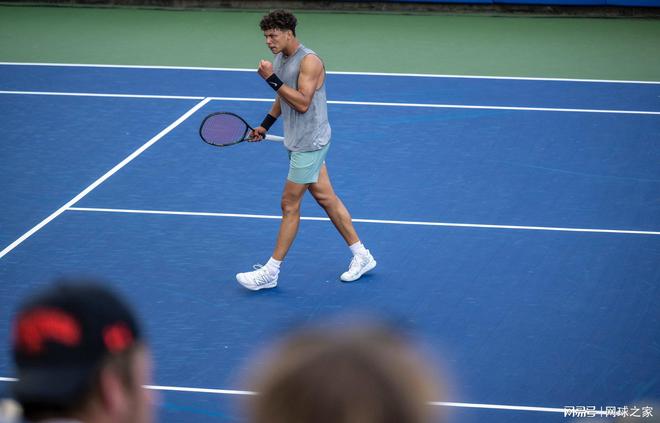 家和地区的 家和地区的