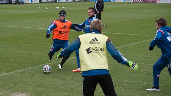 续出现失误 续出现失误